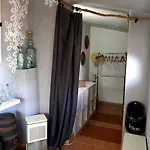 La Casita Del Lagar بيت للعطل *